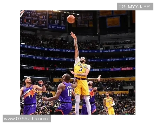 10月21日火箭对决强敌期待精彩比赛与球员表现的巅峰对抗